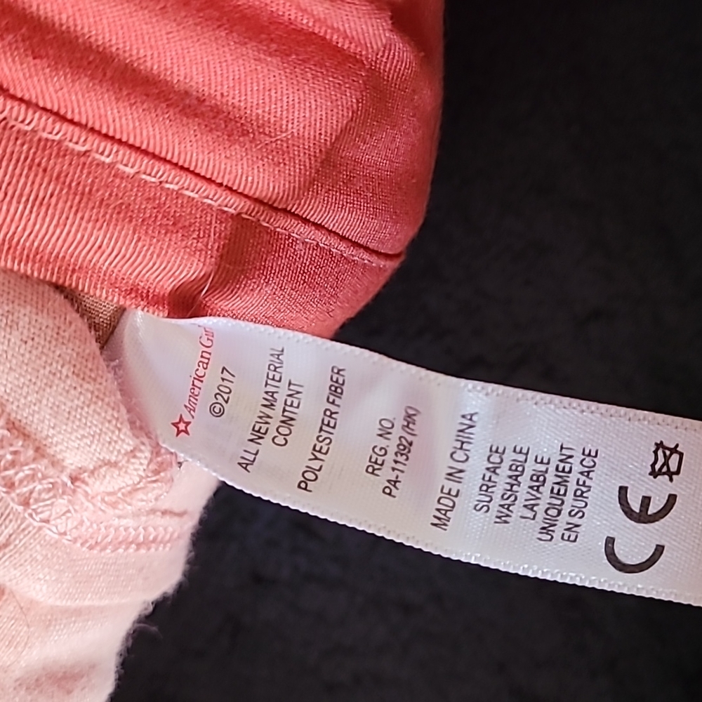 American girl doll, bag, and accessories - Picture 4 of 4